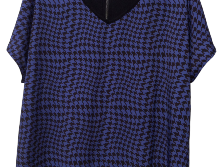 Black & Blue Blouse Sleeveless Eyeshadow, Size 2x on Sale