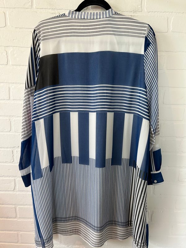 Blue & White Dress Work Loft, Size M For Sale