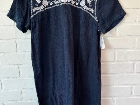 Blue & White Dress Casual Short Garnet Hill, Size M Discount