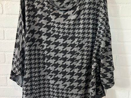 Black & Grey Poncho Soma, Size S Cheap